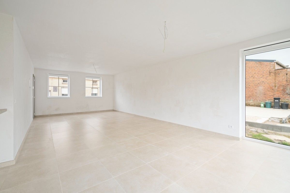Laatste halfopen nieuwbouwwoning in Sint-Lievens-Houtem foto 4