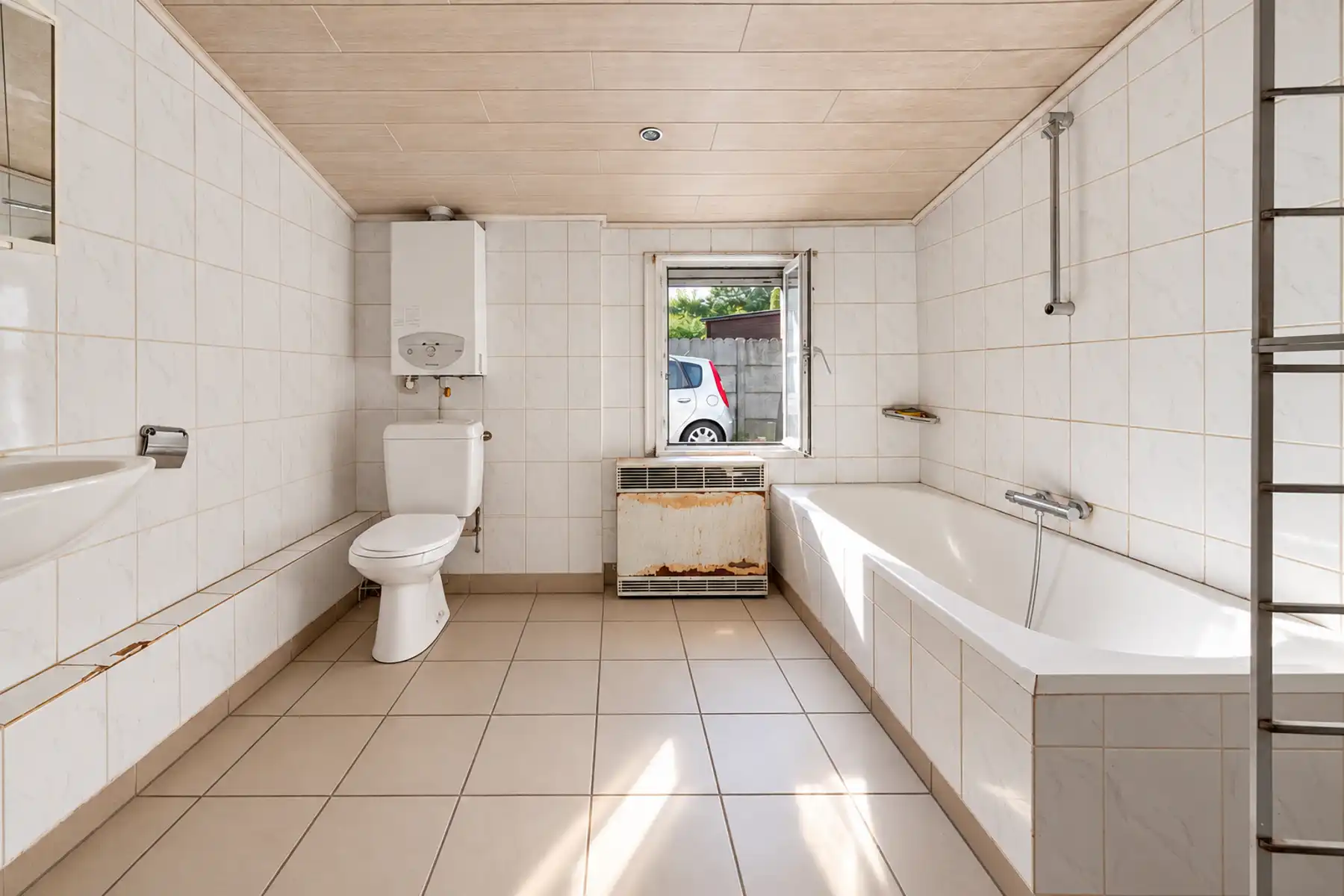 Halfopen bebouwing met potentieel op toplocatie in Lokeren foto 4