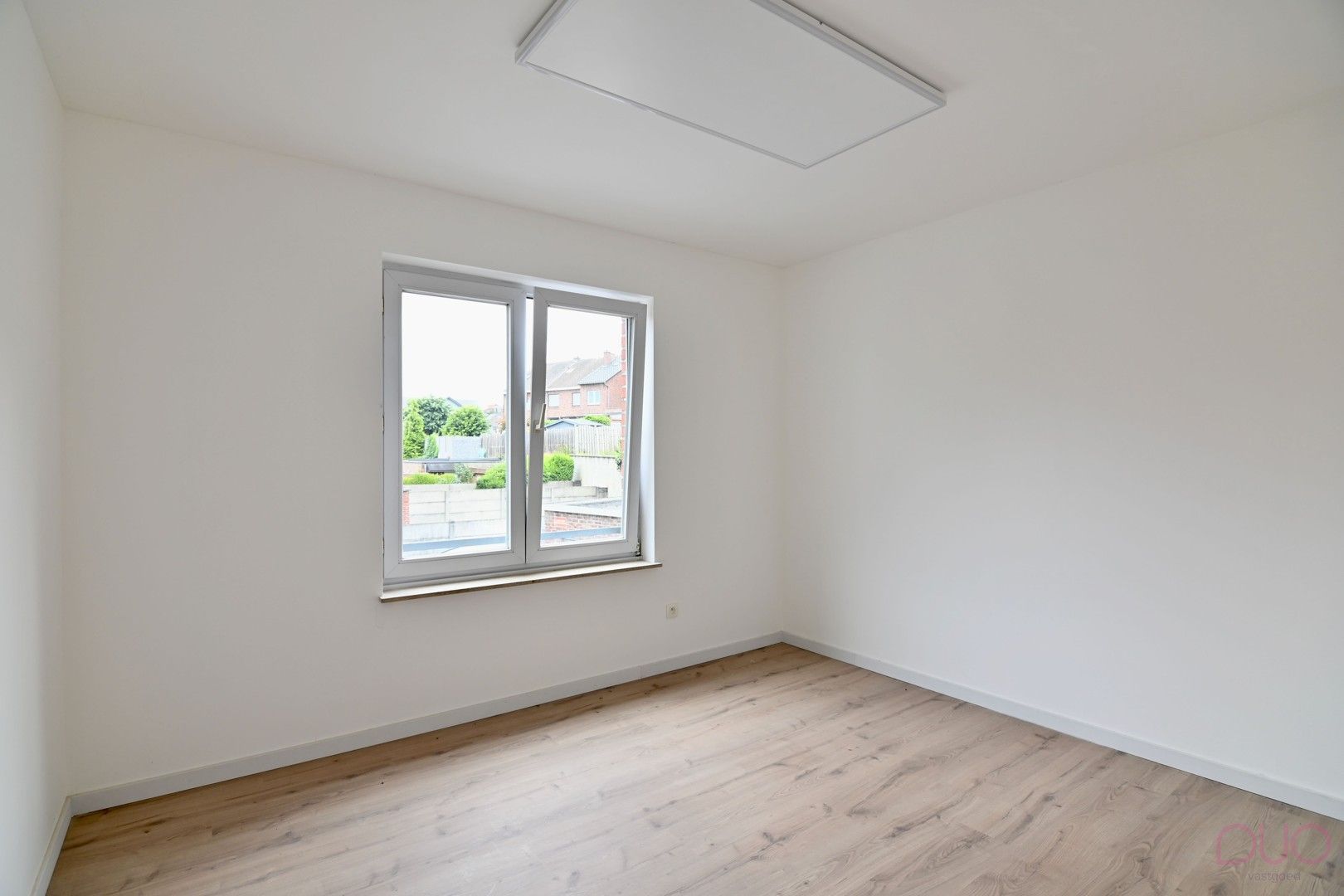 Instapklaar appartement met 3 slaapkamers, overdekt terras en mogelijkheid tot staanplaats nabij het centrum van Tongeren foto 6