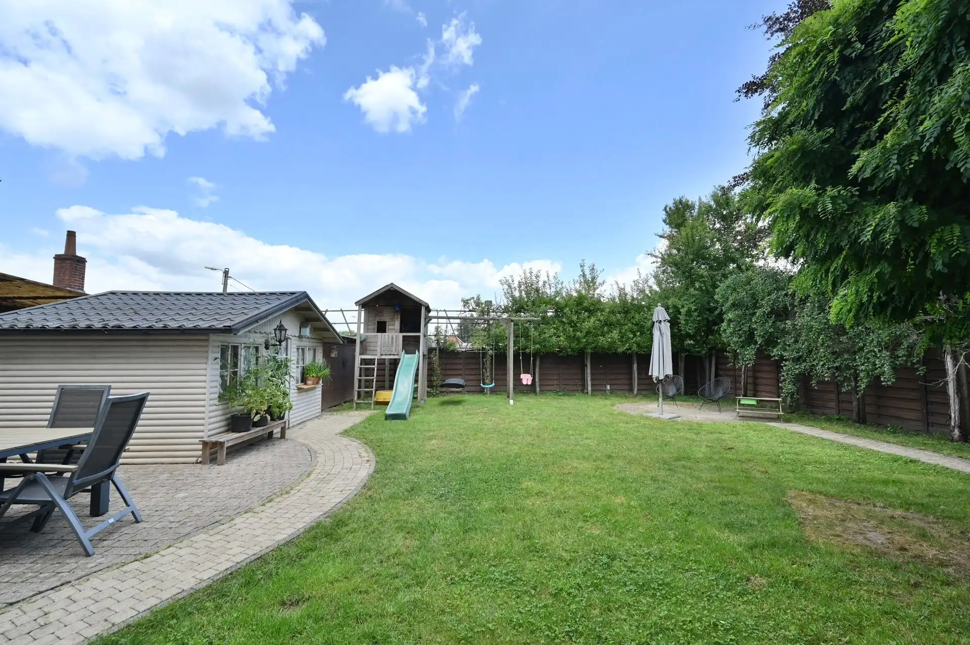Charmante herenwoning met 4 slks en een ruime zolder  foto 2