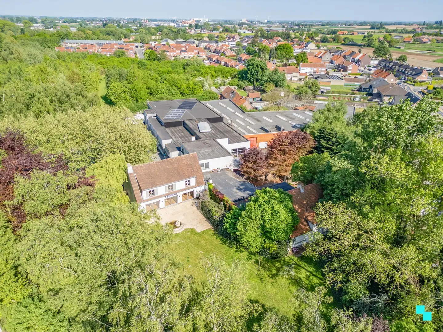 Horecagelegenheid met bijhorende woning in groene omgeving te Ingelmunster foto 3