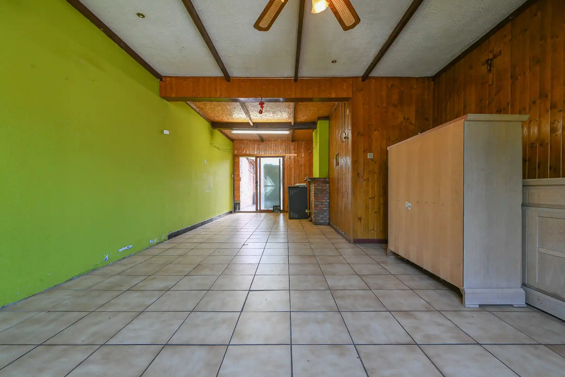 Charmante te renoveren woning met vrij zicht in Ekeren-Donk foto 4