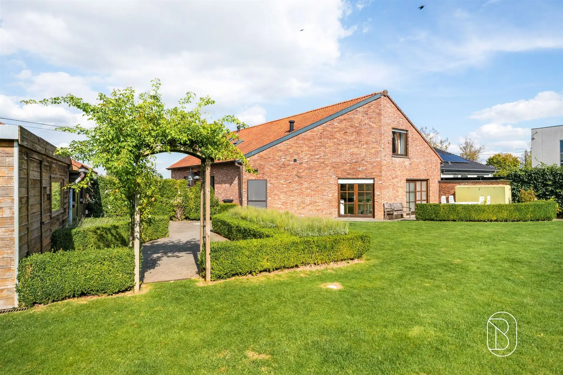 Goed draaiende broodjeszaak met ruim appartement in Vichte foto 4