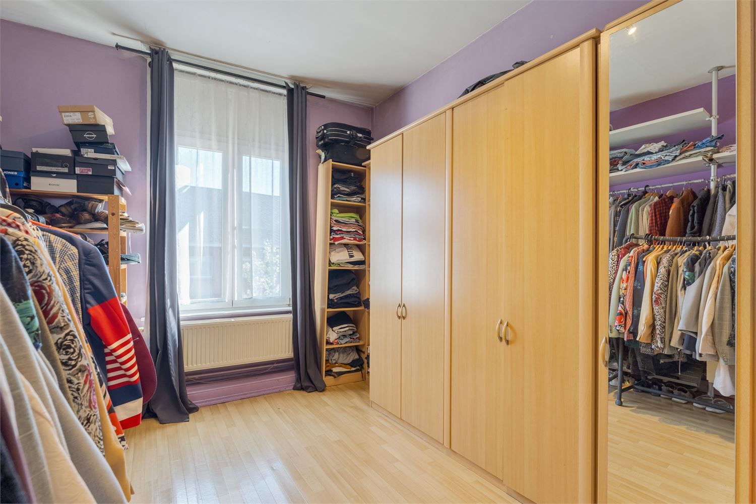 Instapklaar handelspand met woonst op toplocatie – horeca-inboedel inbegrepen! foto 24