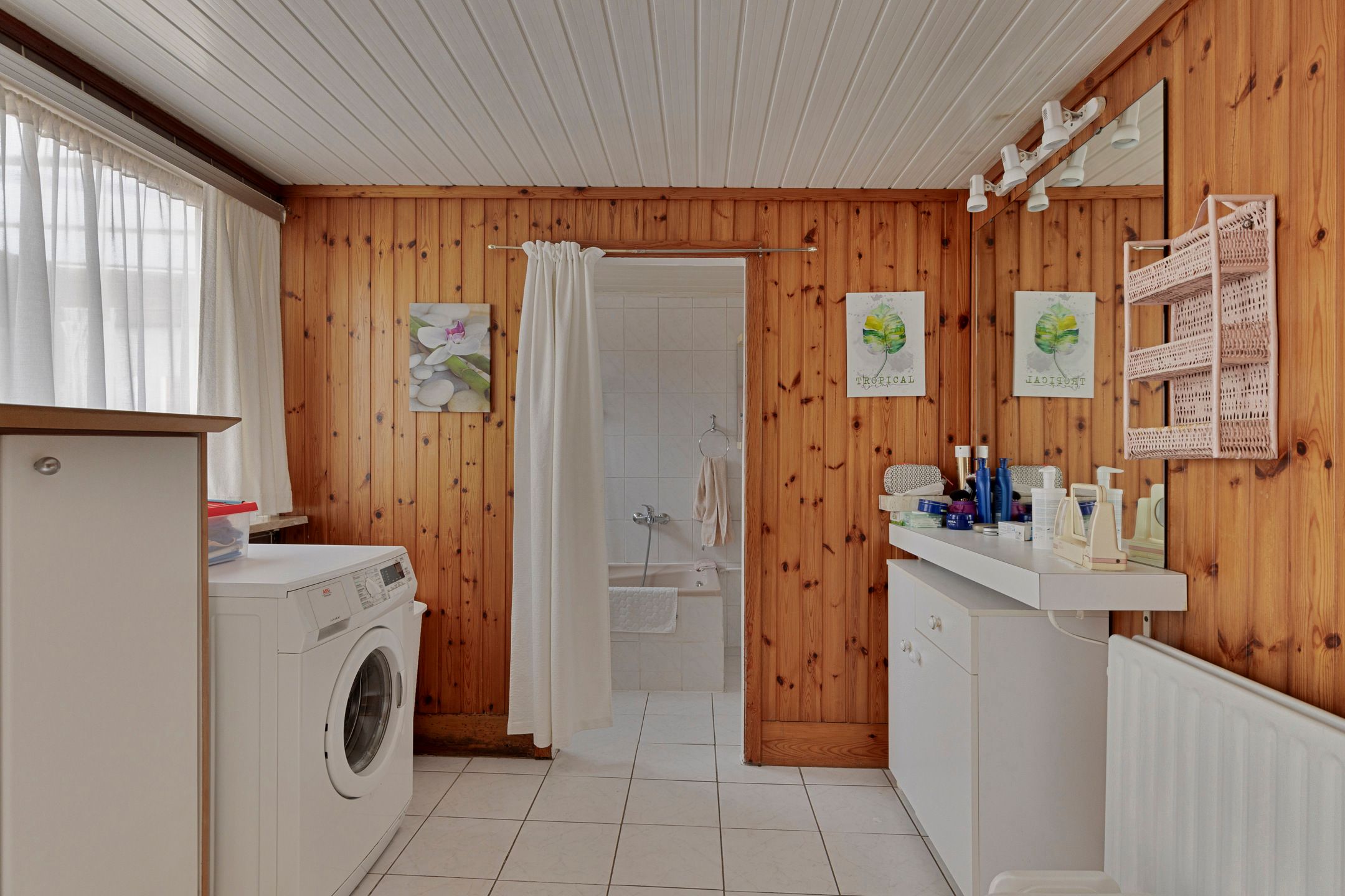 Te renoveren woning met grote garage/werkplaats op 941m² foto 20