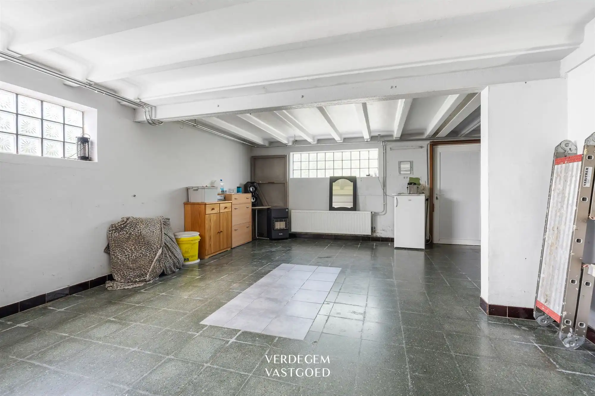 Verrassend ruime woning met 3 slaapkamers, grote kelder, zolder en tuin foto 20
