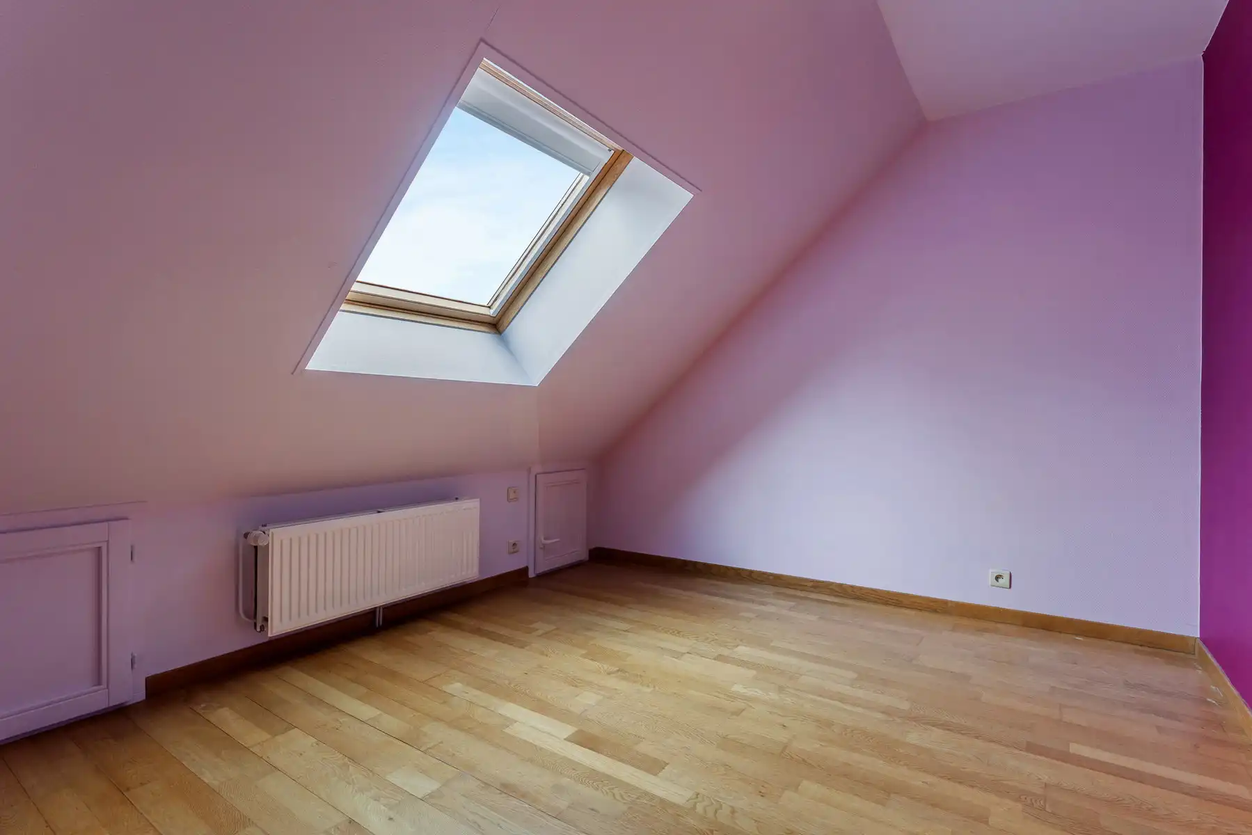 WONING + 6 SLK + 2 LIVINGS + 3 BDK + 4P + TUIN + TERRASSEN foto 24
