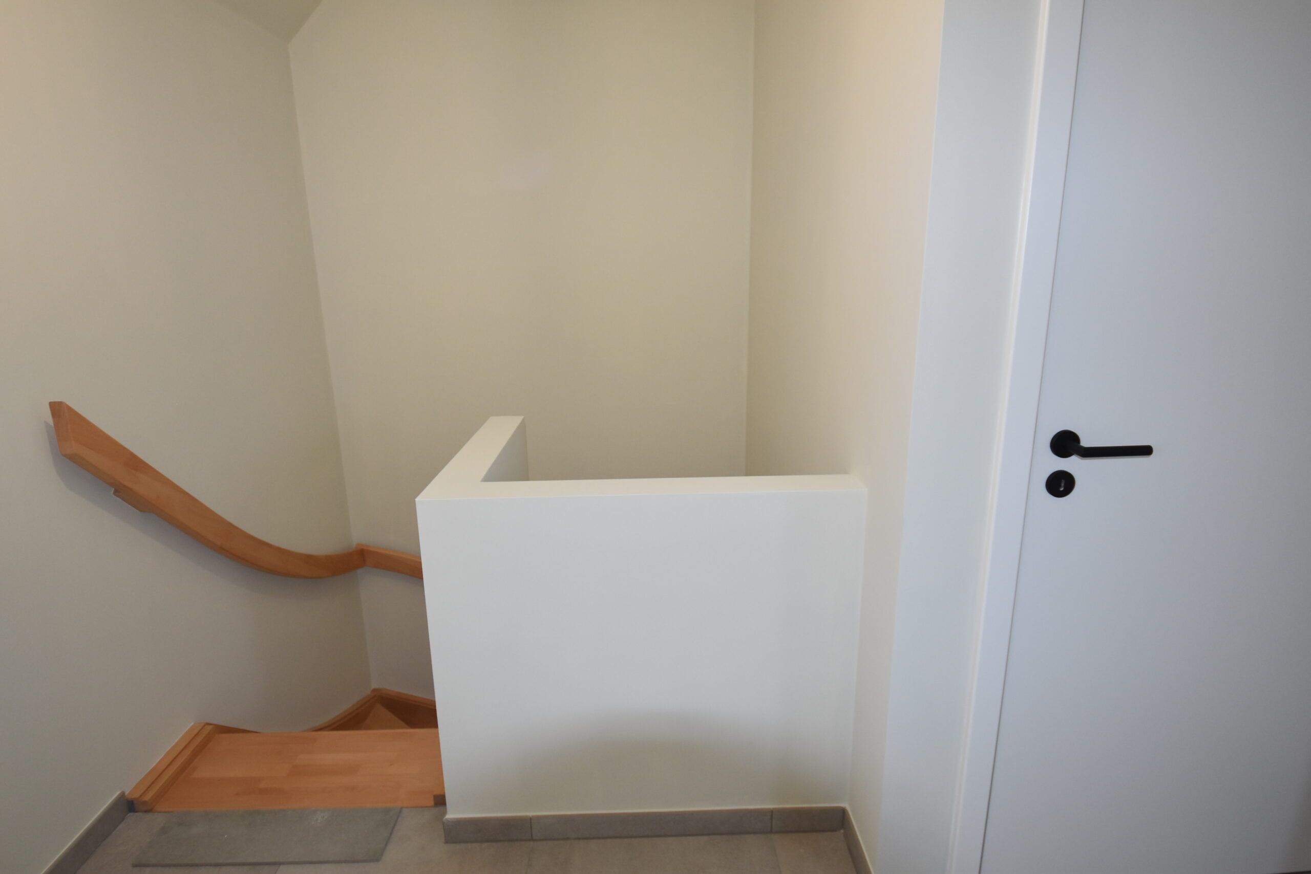 Zeer ruim duplex appartement (3 slpks) met garage in Sint-Pauwels foto 3