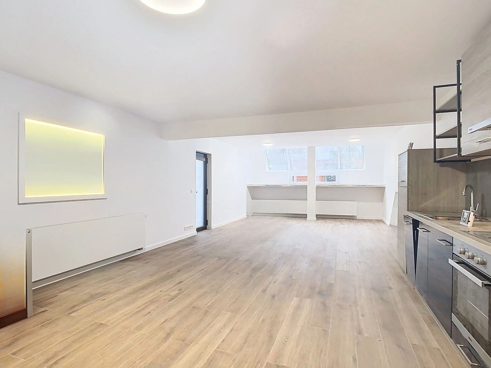 Appartement te huur foto {{pictureIndex}}