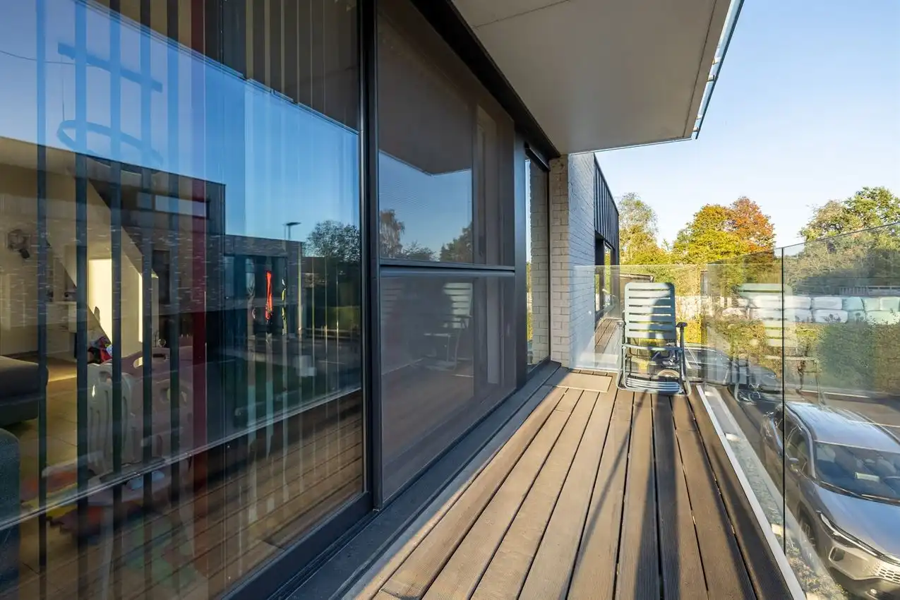 Verrassend ruim duplexapppartement met 3slk foto 19