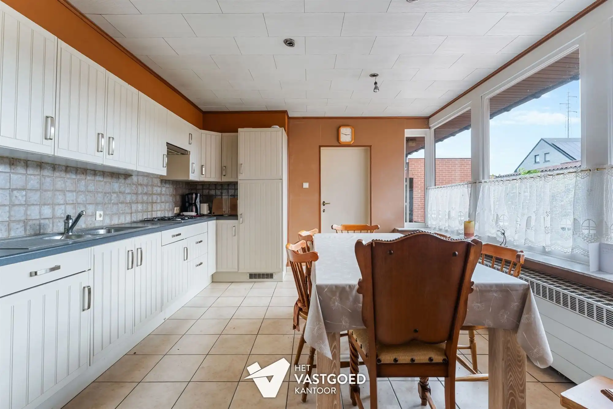 WONING MET 3 SLAAPKAMERS OP CENTRALE LIGGING NABIJ BERINGEN-MIJN foto 6
