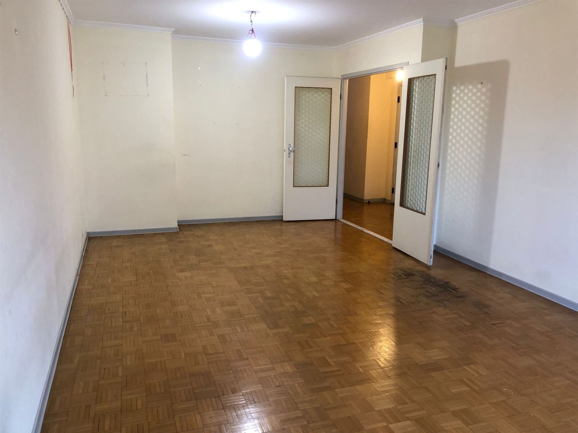 Lichtrijk 2-slpkm app met terras in centrum Mechelen foto 4