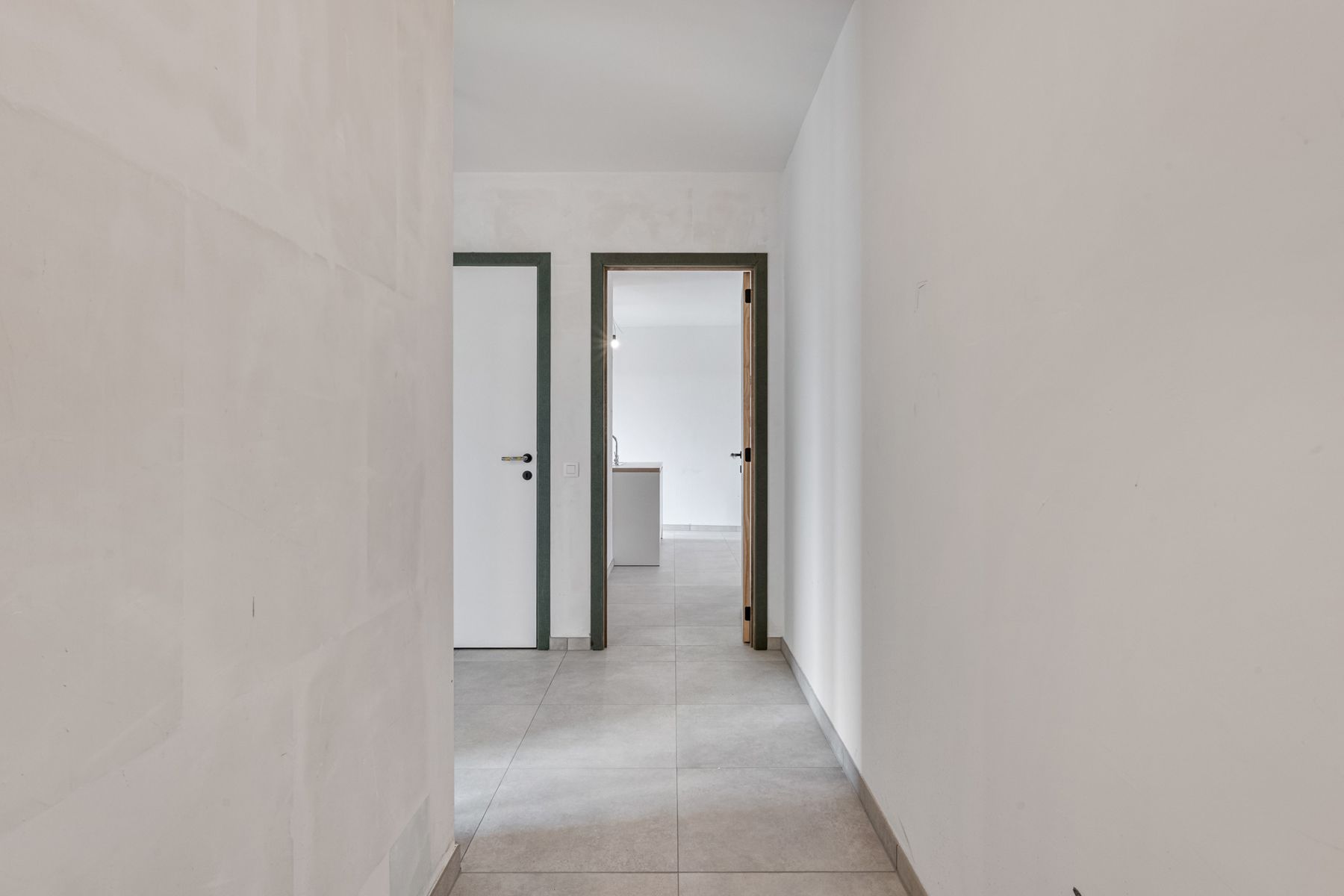Nieuwbouwappartement met 2 slpks + terras foto 6