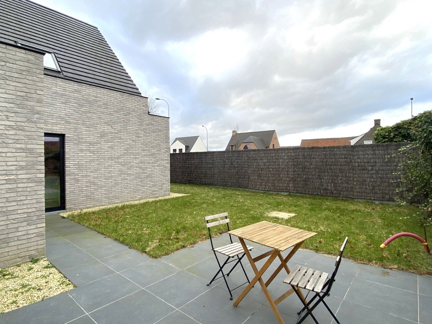 PRACHTIG GERENOVEERDE WONING MET LOODS foto 6