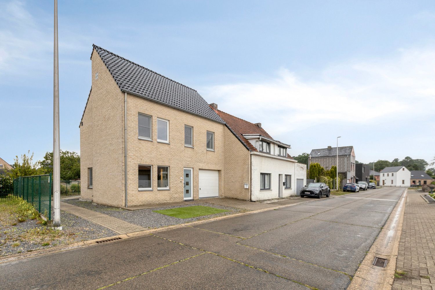 INSTAPKLARE WONING MET VERGUND MAGAZIJN OP 4A 61CA! foto {{pictureIndex}}