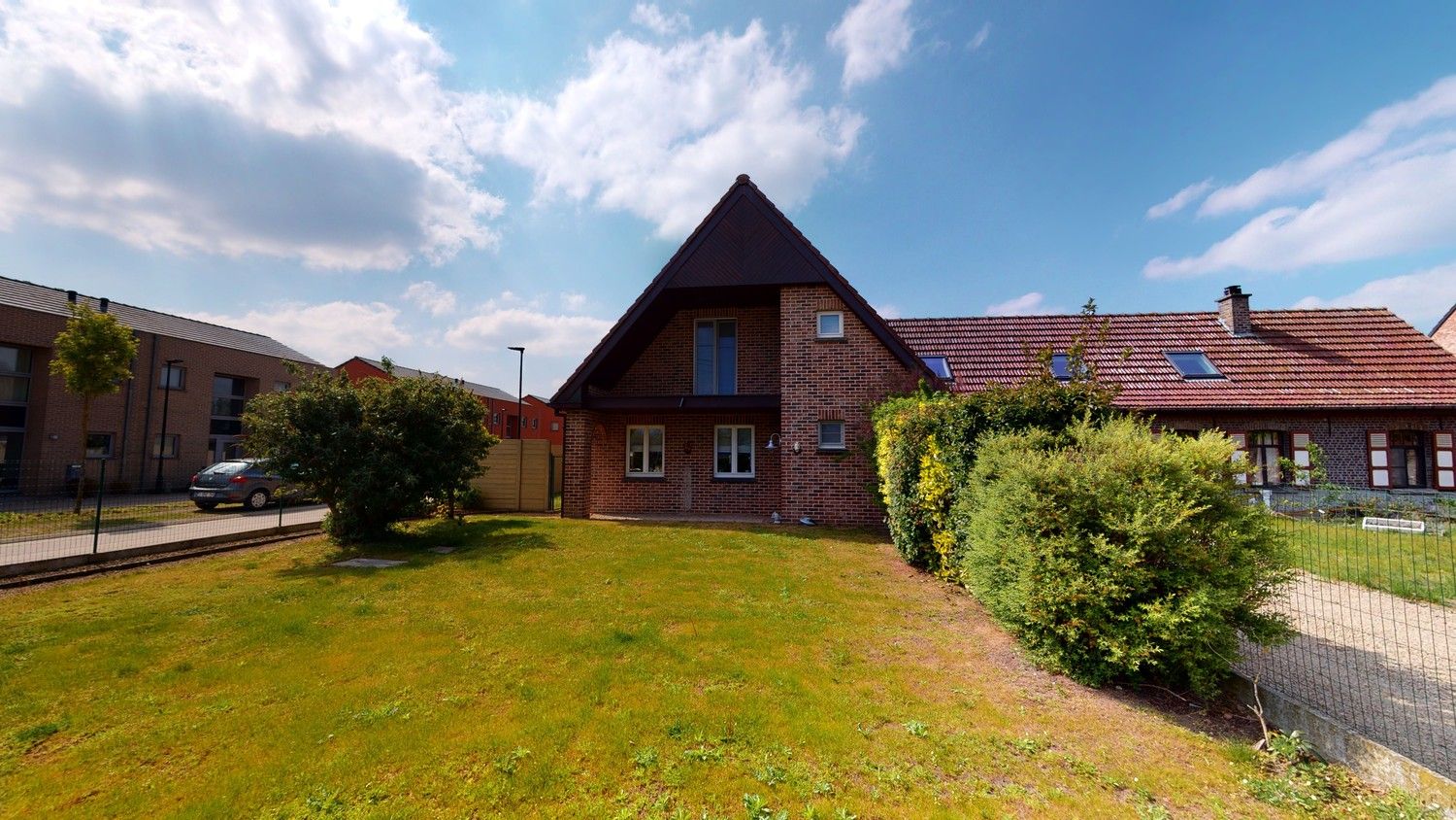 Ruime woning met 3 slaapkamers! foto 13