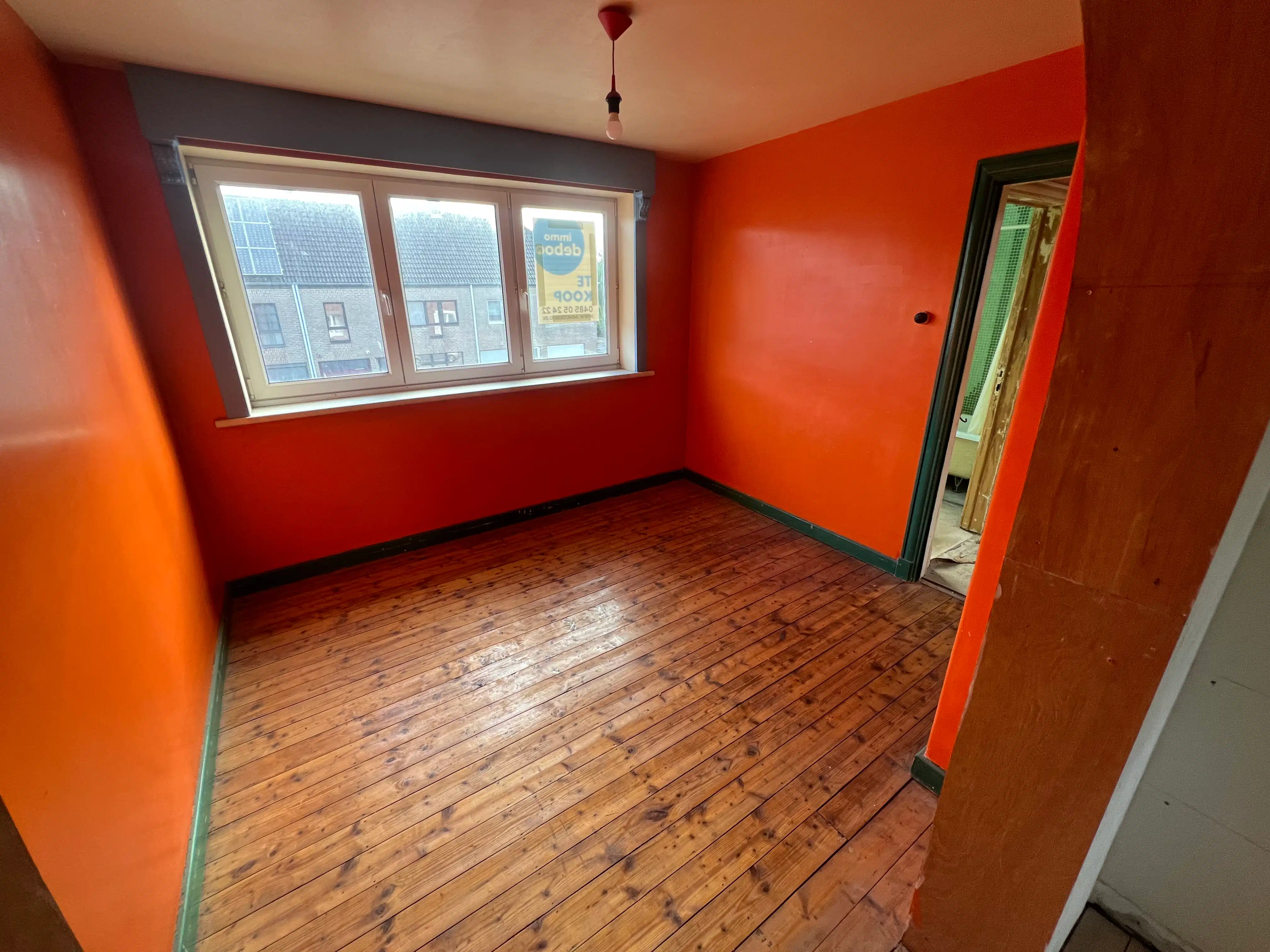 Halfopen bebouwing met zonnige tuin foto 14