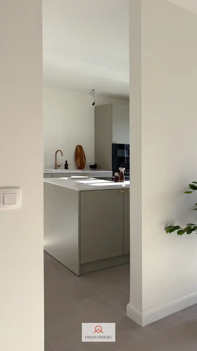 Ruime woning met 4 slpk's en tuin foto 14