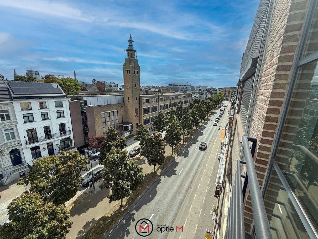 Ruim energiezuinig appartement uniek uitzicht over Hasselt centrum foto 2