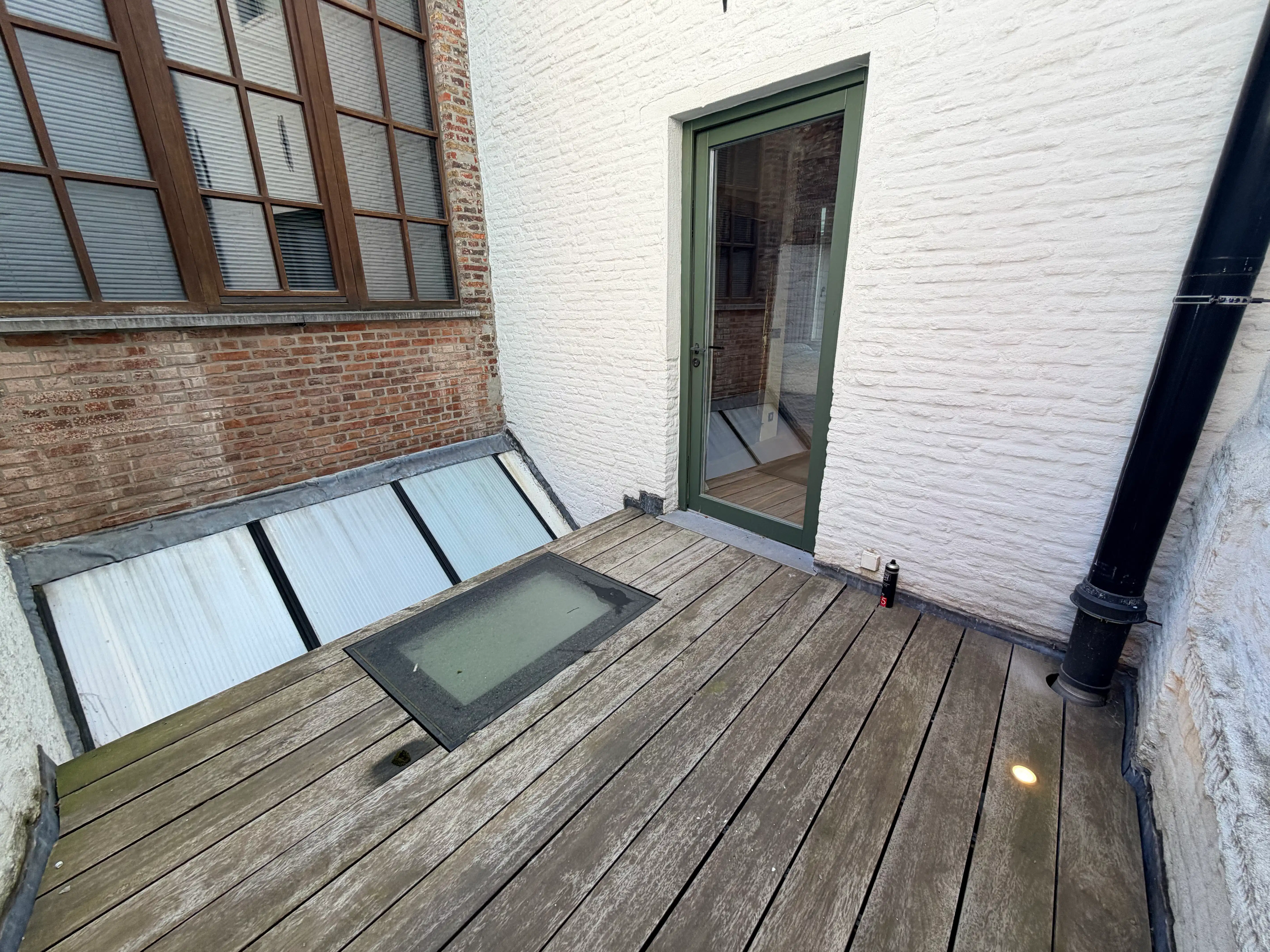 --- NIEUW --- Ideale cohousing woning: high-end gerenoveerde 2-slaapkamerwoning met elk een eigen douche in centrum Gent! foto 13