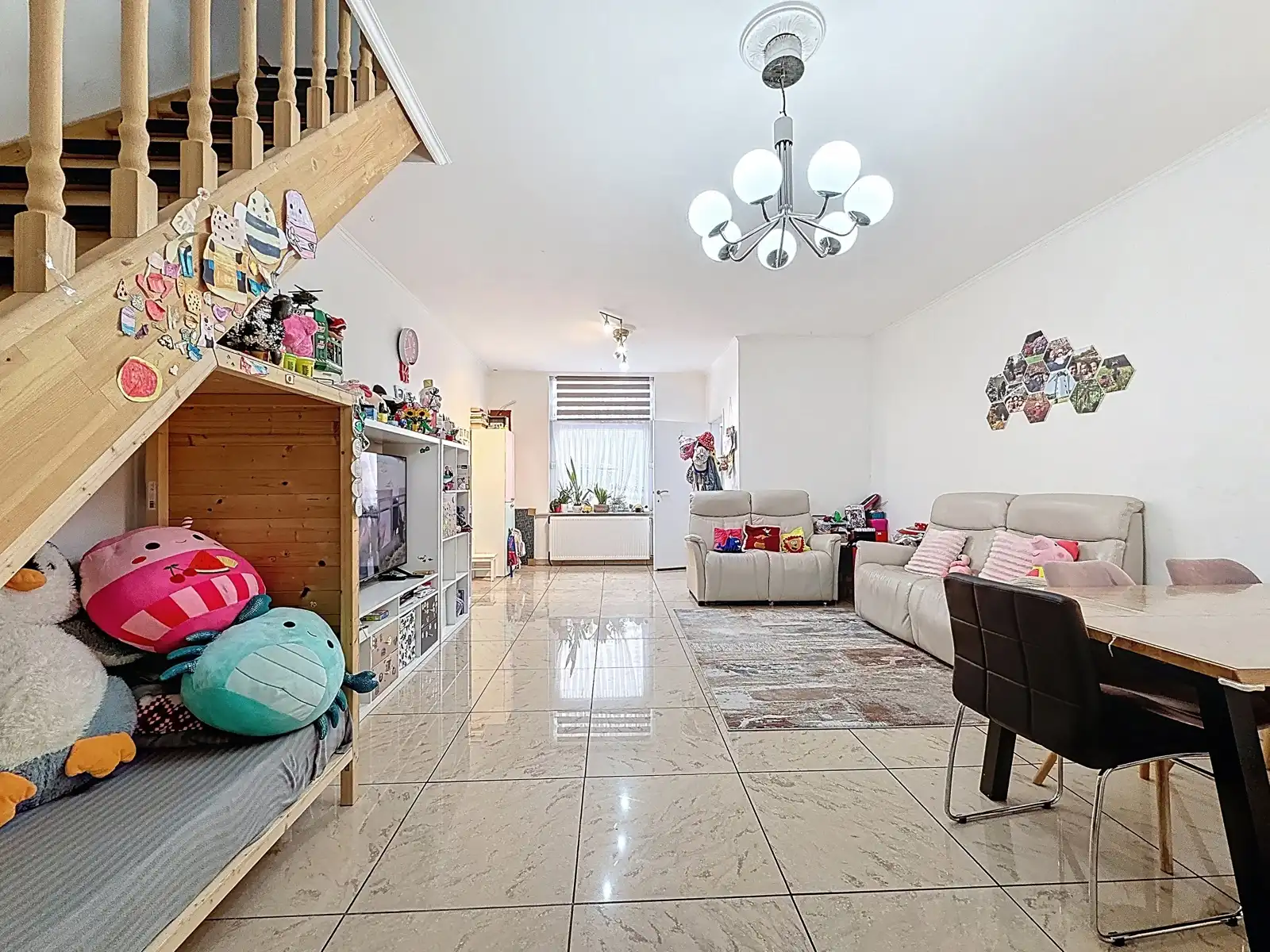 Ruime gezinswoning nabij het Centrum van Tienen met slpks  foto 3