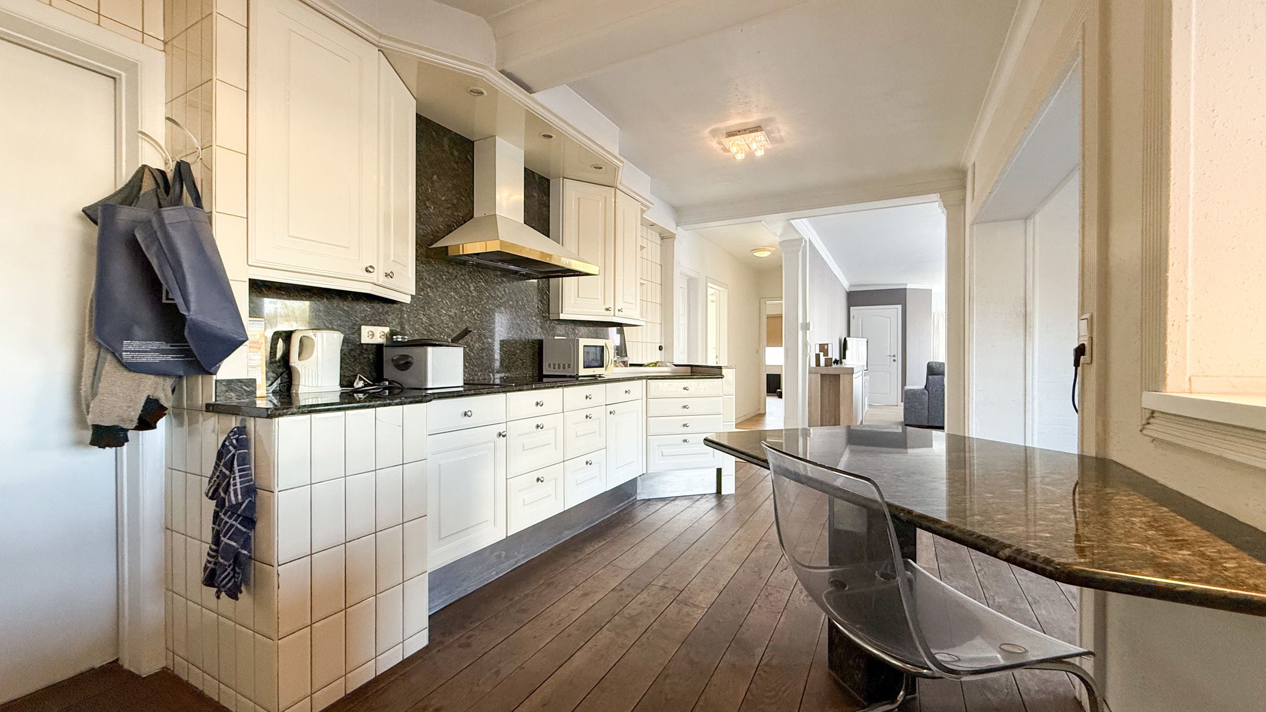 Mooie gerenoveerde woning met loods op 18are in Zonhoven! foto 10