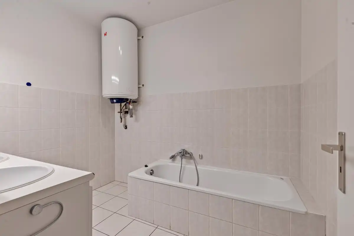 Ruim appartement met twee slaapkamers te koop in Koksijde. foto 14