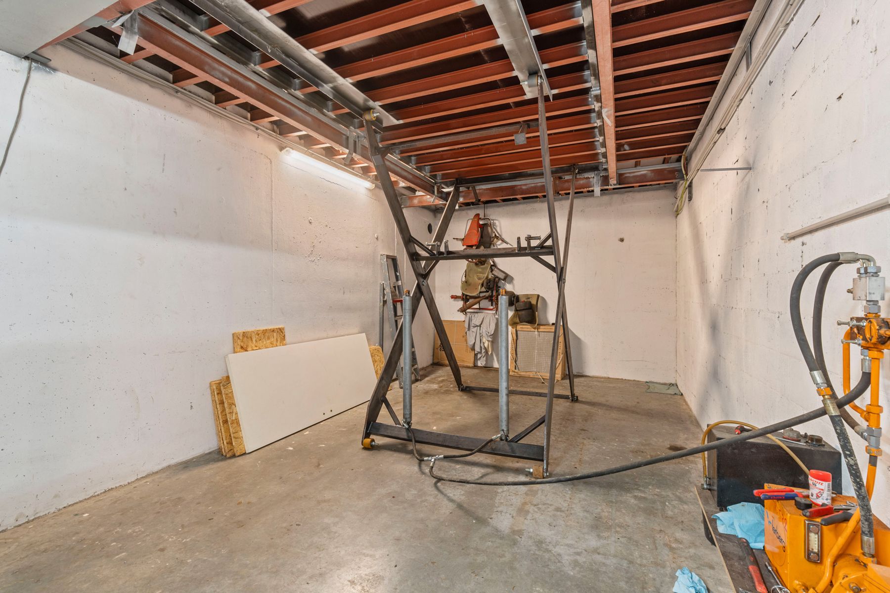 Moderne en exclusieve villa met 4 slpk, zwembad en wellness foto 23