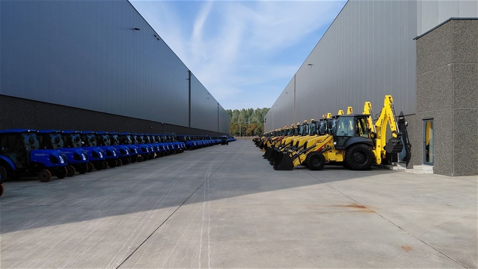 Te huur magazijn, kantoren en verhard terrein in Logistiek Park Waasland foto 5