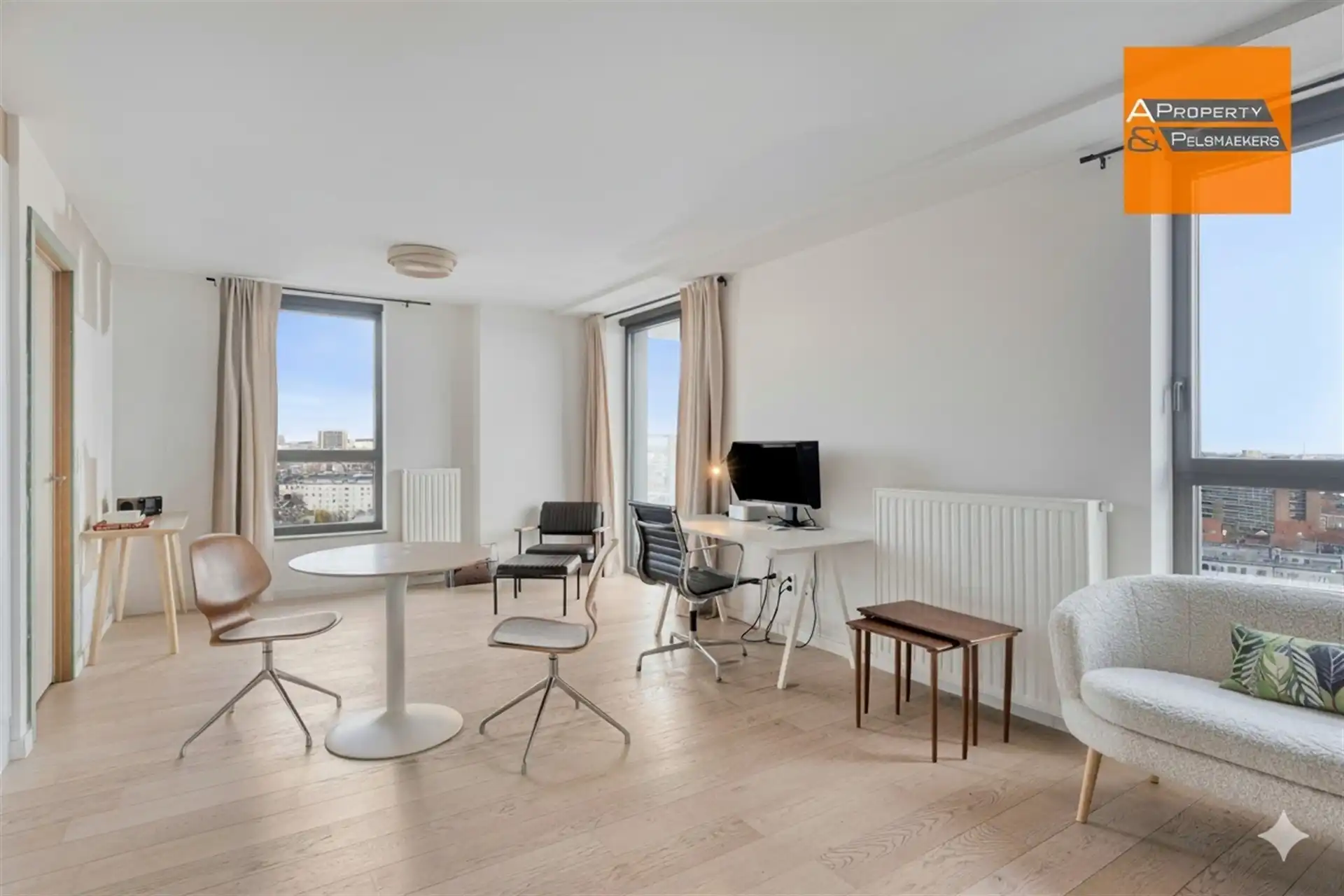 Modern topappartement met unieke ligging foto {{pictureIndex}}