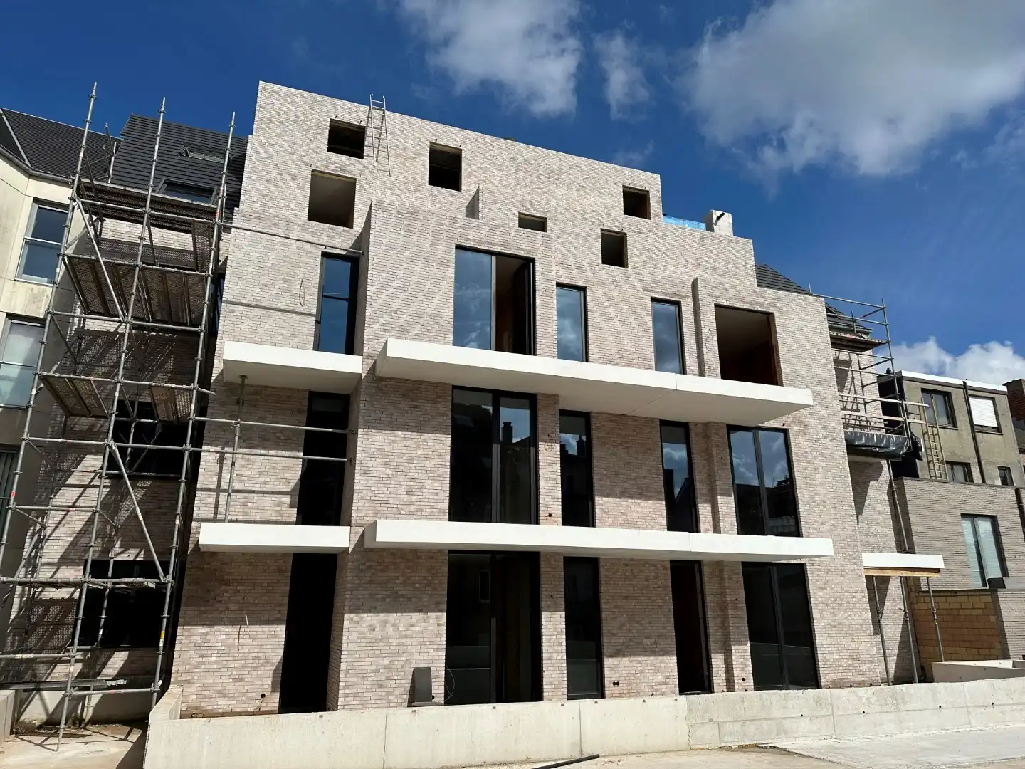 Nieuwbouwproject  residentie  Bel  Air    I  Oostende   (dichtbij strand)   Type  3slpk .     6%  BTW  ook mogelijk  iin 2024  doordat vergunning   voor 31-12-2 foto 18