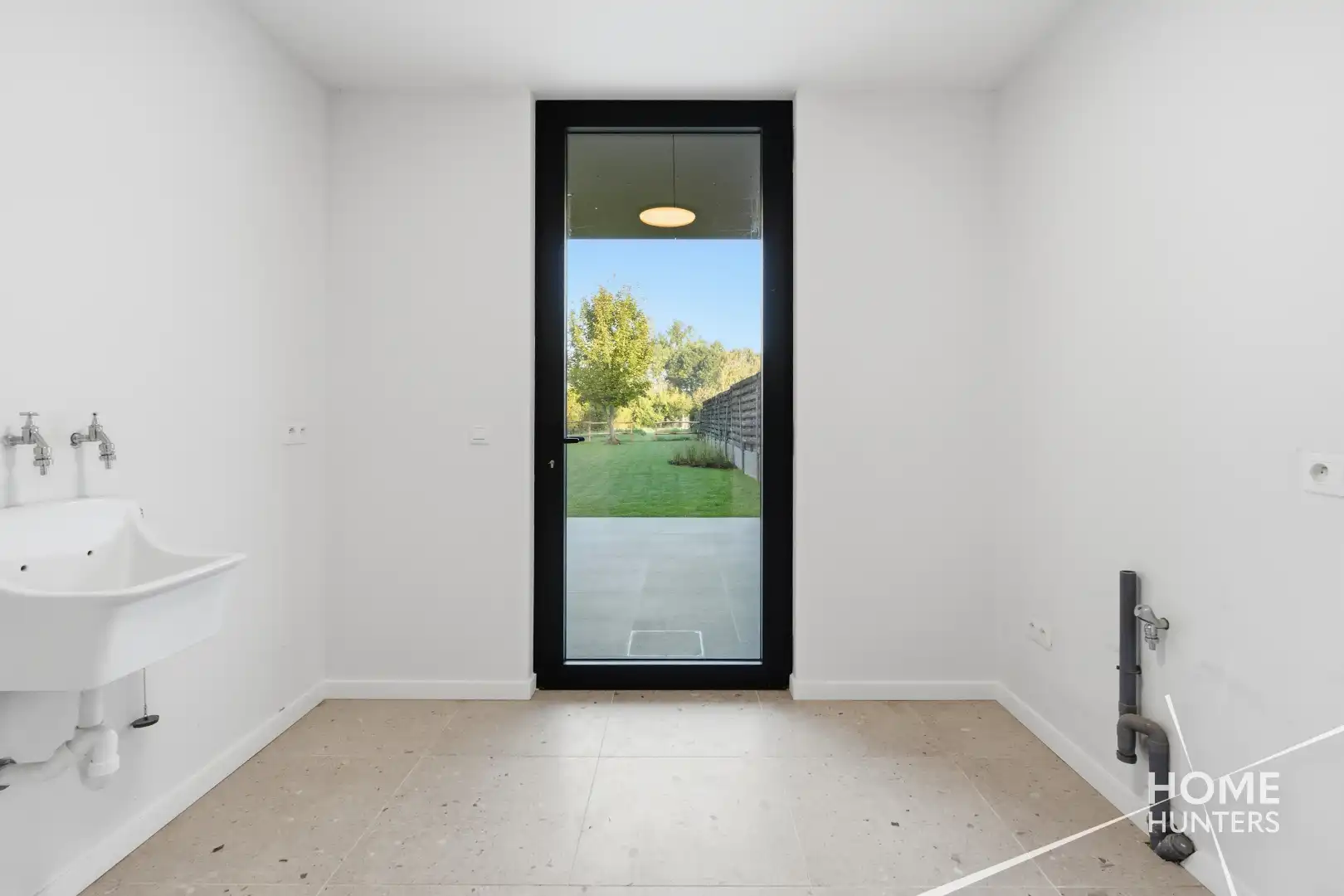 Volledig vernieuwde woning anno 2026 met 4 slaapkamers, prachtige tuin en garage foto 18