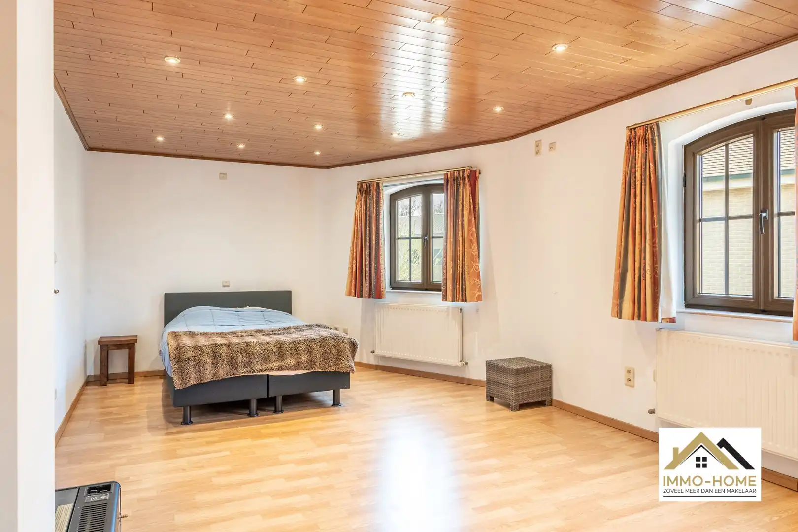 Ruime woning op topligging foto 18