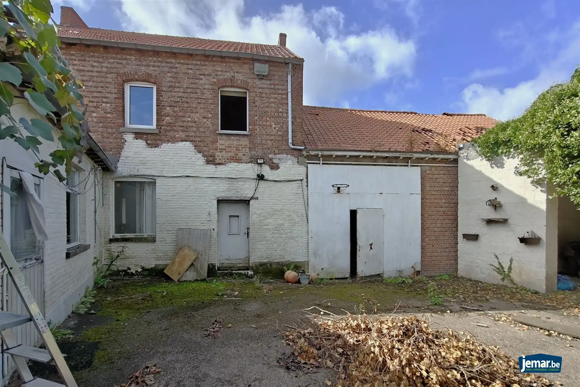 Handelspand met woonst op zeer gunstige locatie te Diepenbeek foto 3