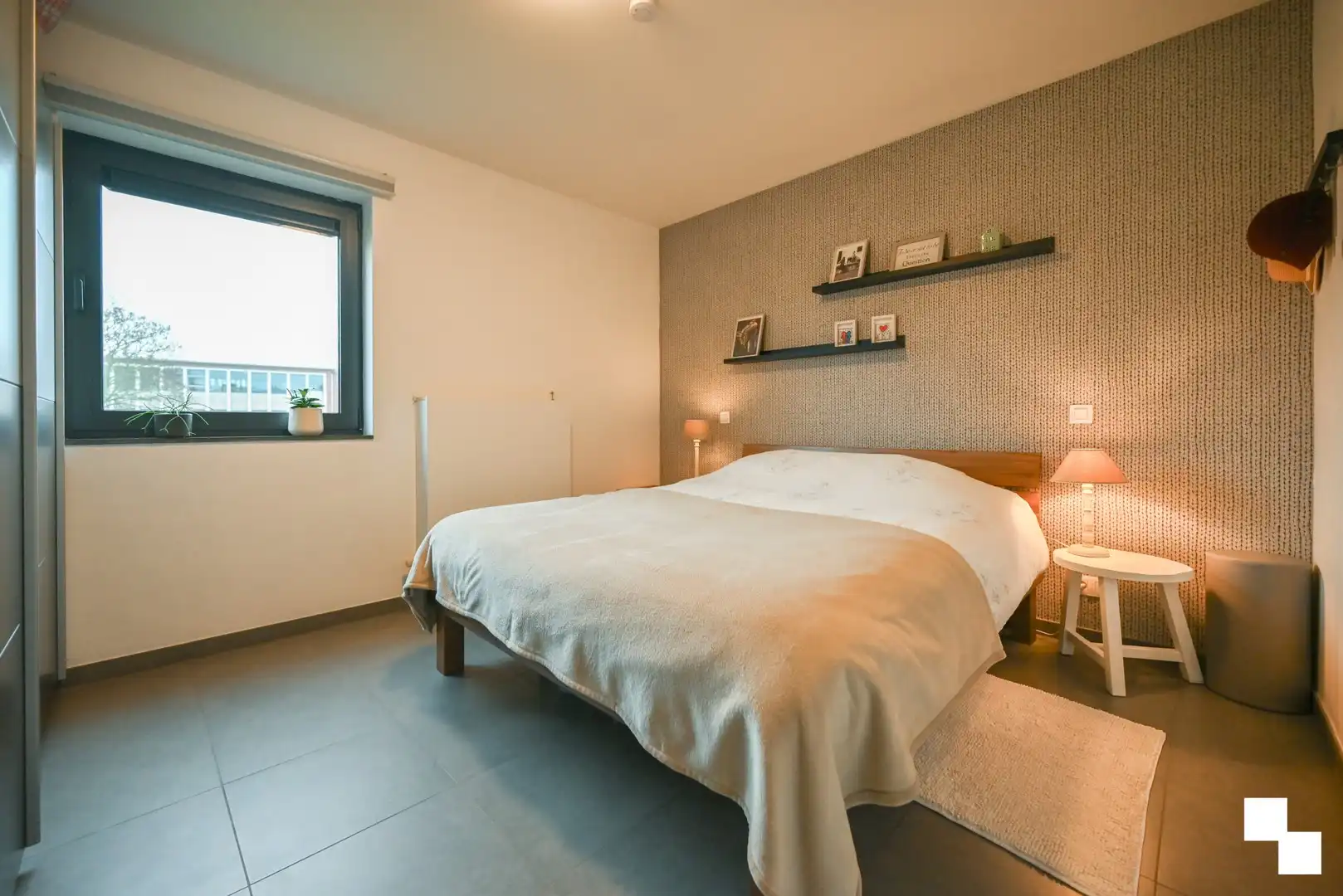 Lichtrijk tweeslaapkamer appartement te hartje Izegem foto 23