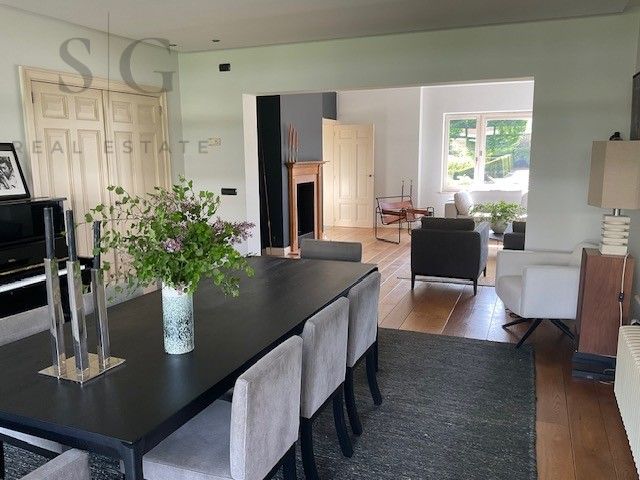 Architecturale villa “Zonnewende” met parktuin in centrum Bree – erfgoed met ziel foto 12