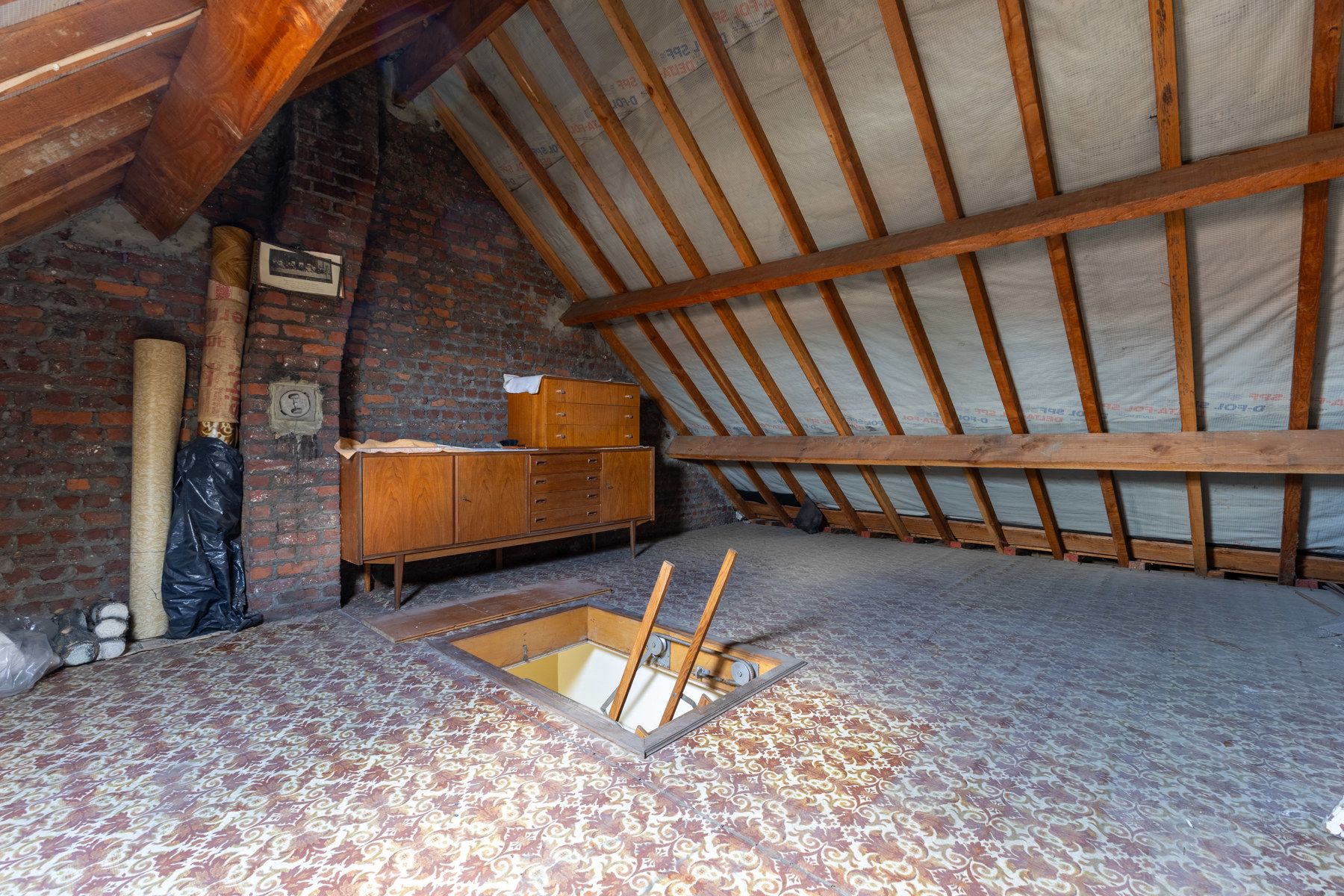 Gunstig gelegen woning met 2 slpks en inrichtbare zolder foto 18