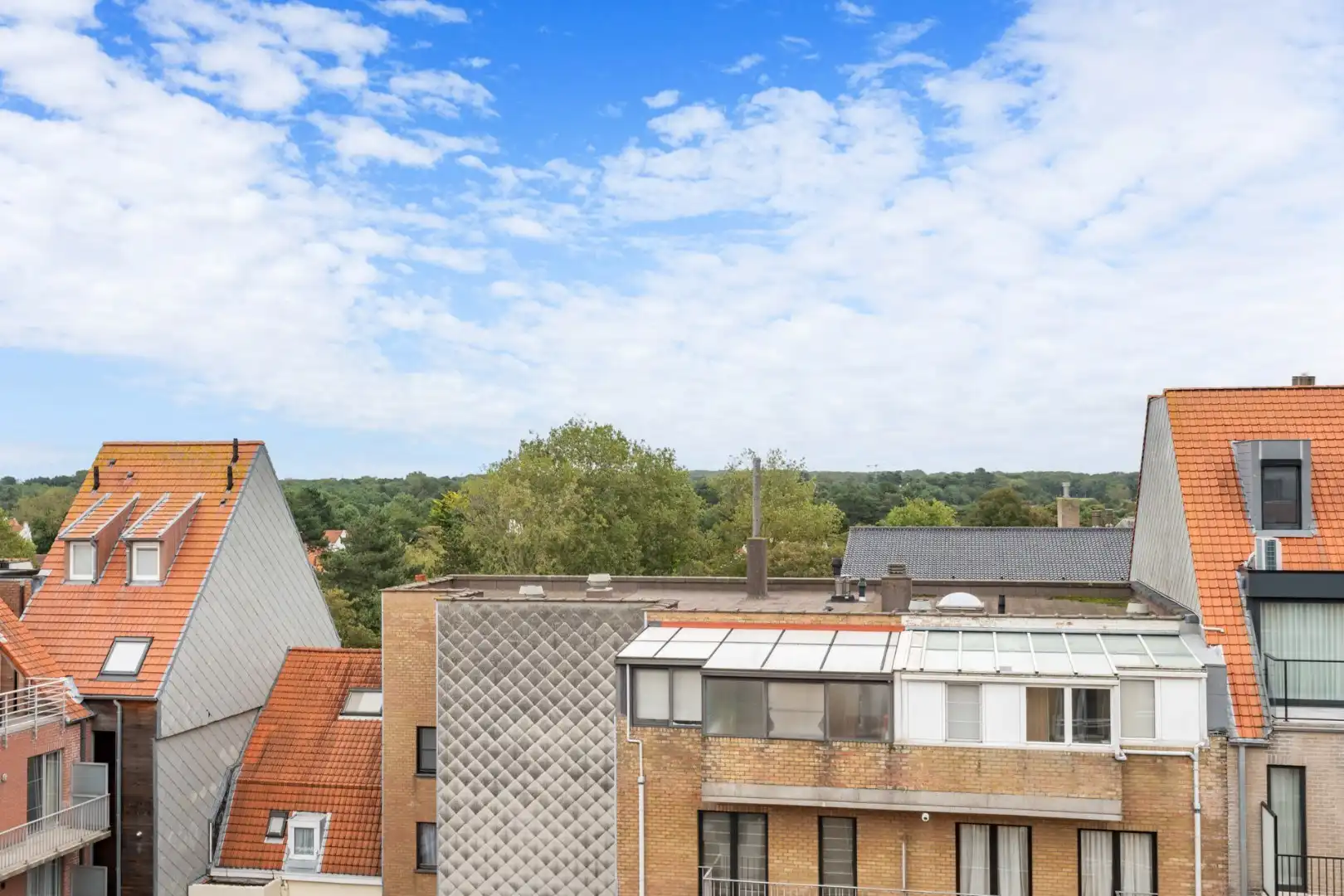 Magnifiek gerenoveerd appartement met 3 slpks. en ruim terras foto 18