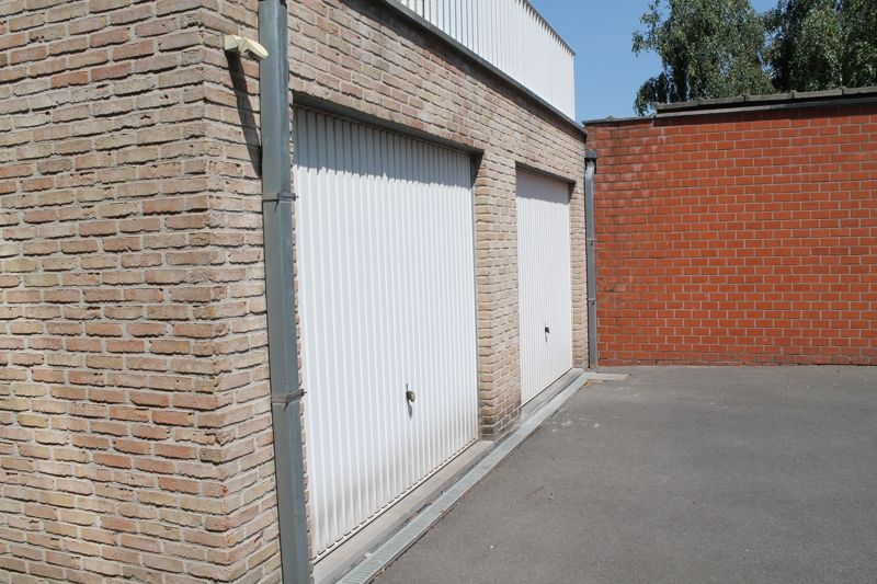 Dakappartement te huur met garage in centrum van Rumbeke foto 17