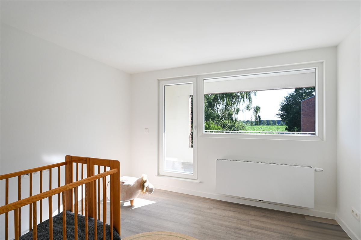 Mooi gerenoveerde woning met tuin en polderzicht foto 21