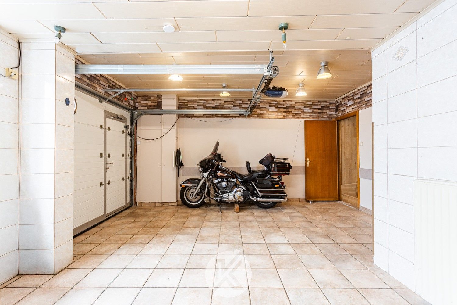 Instapklare woning met veel potentieel in centrum Herzele foto 4