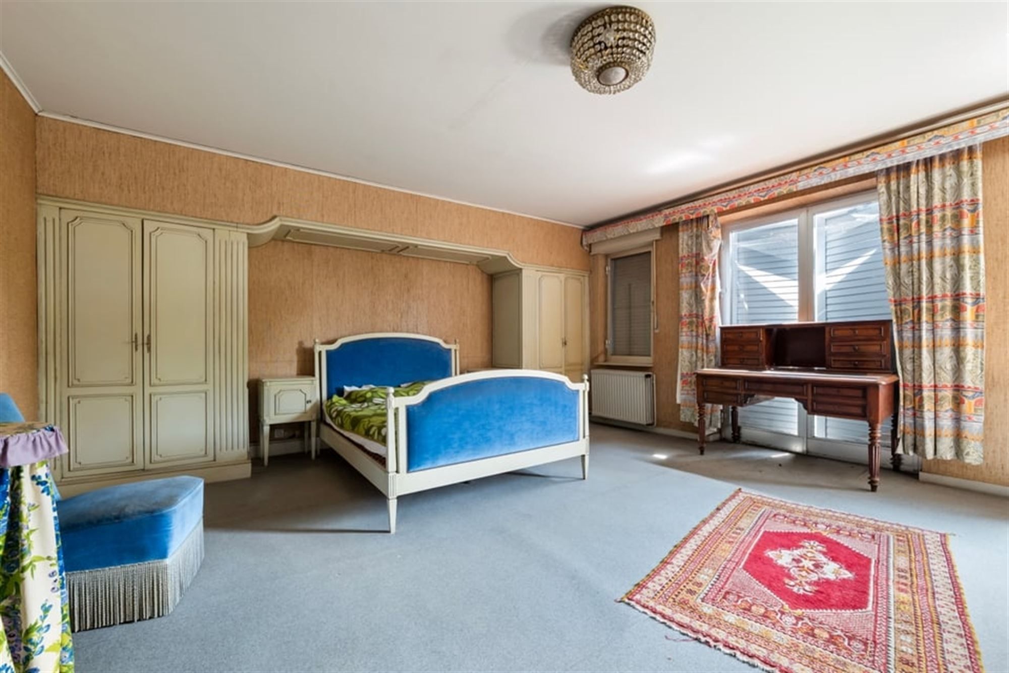 RUIME VILLA MET PRACHTIG UITZICHT EN ENORM VEEL POTENTIEEL IN JEUK  foto 20