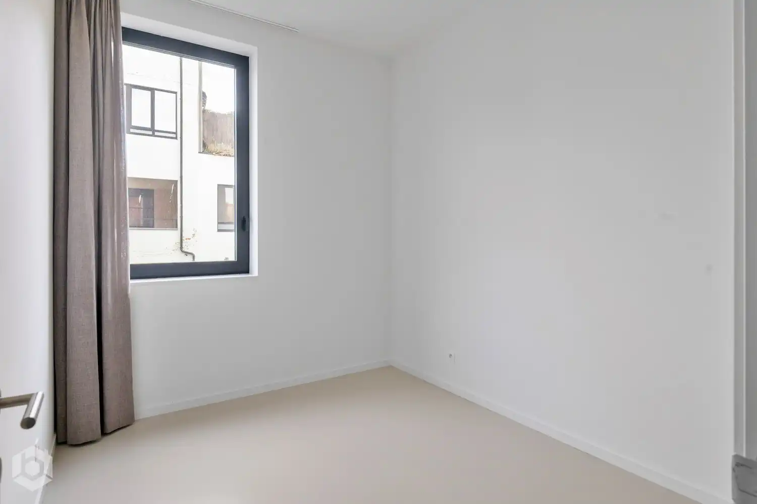 Recent, energiezuinig 2 slpkr app met terras foto 13