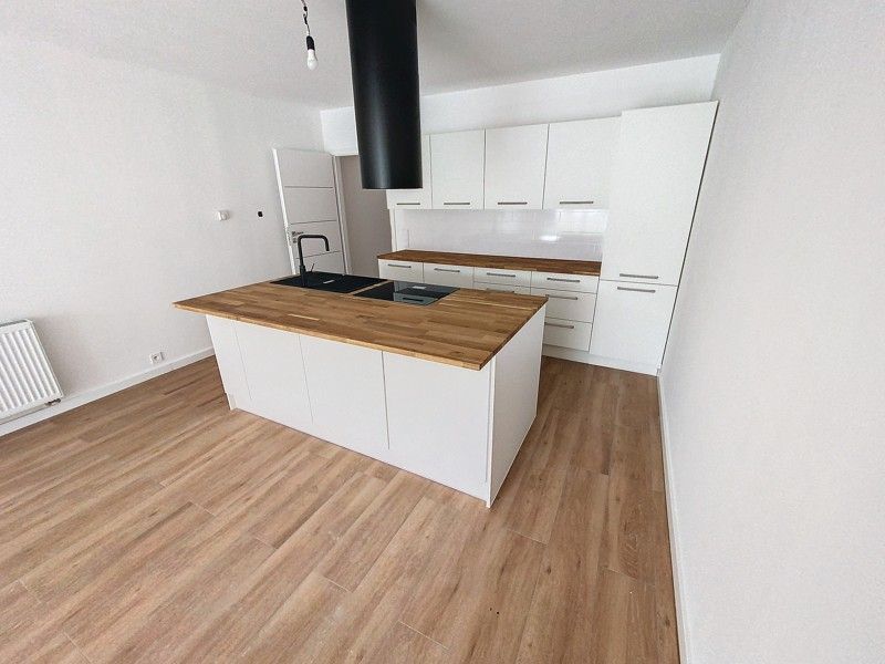 Ruim gelijkvloers appartement met 2 slaapkamers foto 5