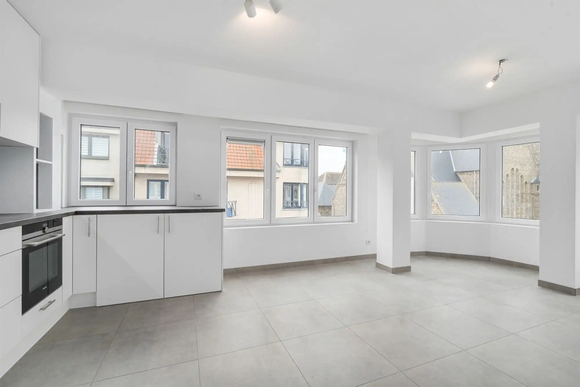 Gerenoveerd appartement vlakbij zee! foto 7