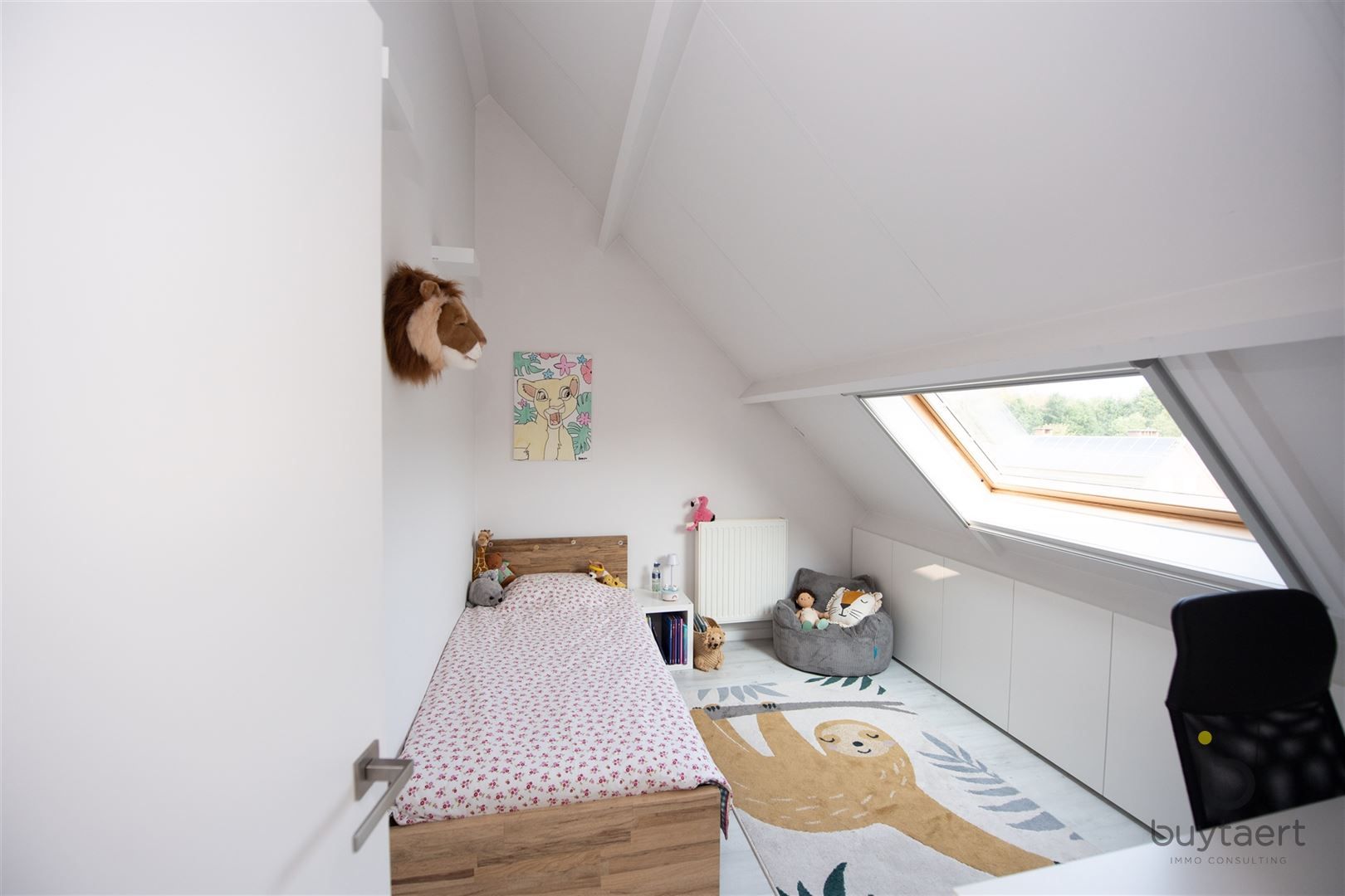  Moderne halfopen woning met karakter in rustige omgeving. foto 45