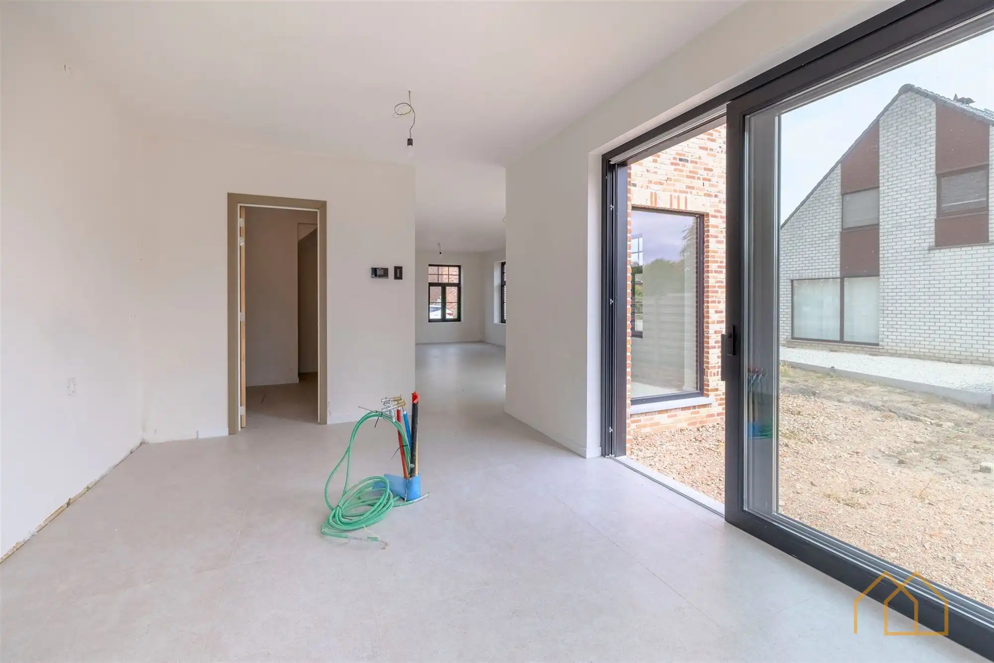 Ruime nieuwbouw van 180m² in Veerle - 4slk mogelijk foto 6