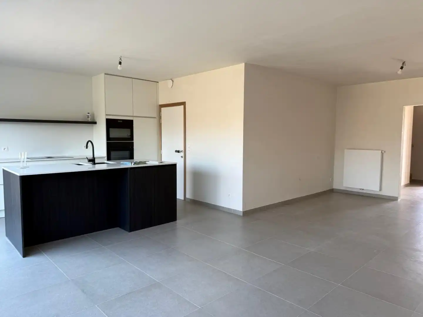 Instapklare nieuwe woning in een rustige woonwijk  foto 6