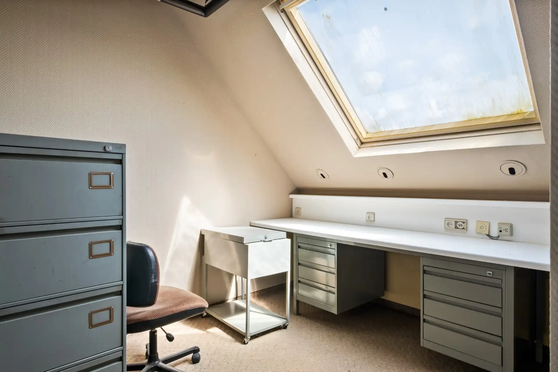 Uitzonderlijk handelspand in Avelgem! foto 29