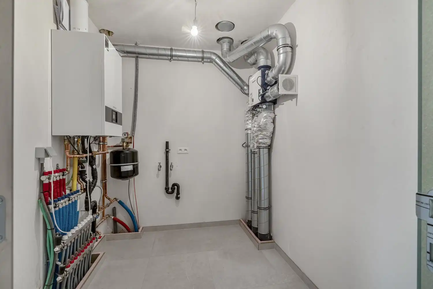 Knappe nieuwbouwwoning met 4 slaapkamers in Vlijtingen! 6%BTW mogelijk* foto 24